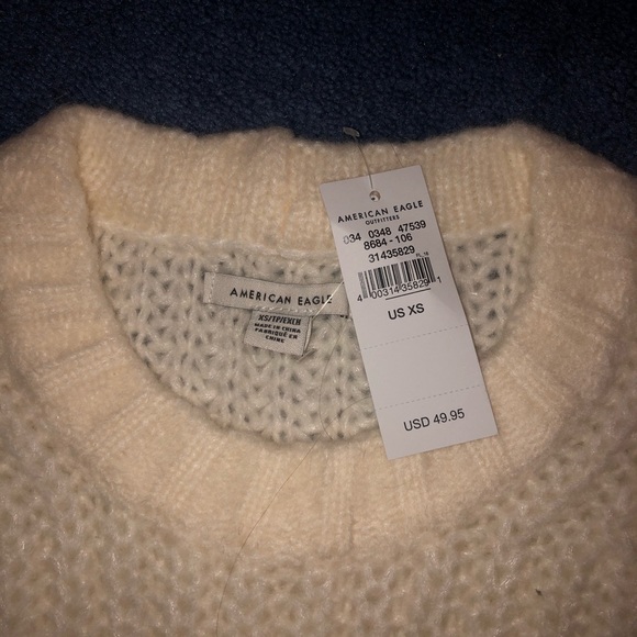 Sweater - Picture 2 of 6